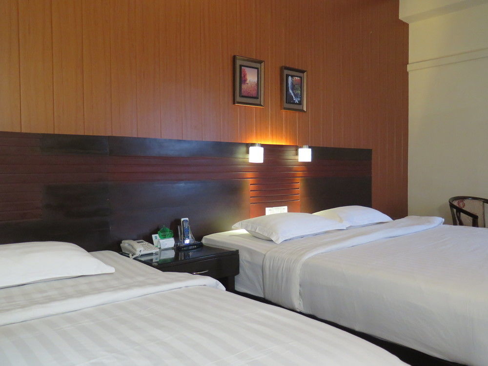 Hotel Essencia Dumaguete City Exteriör bild