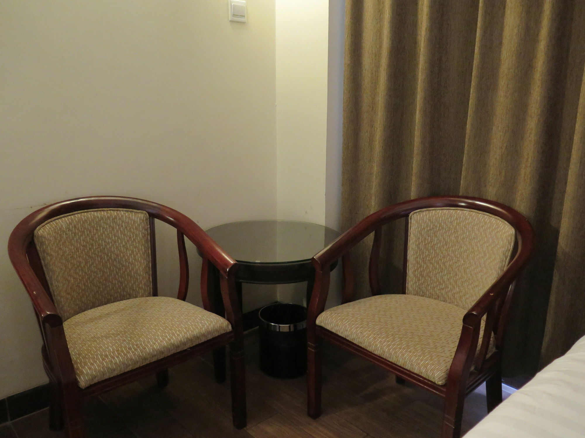 Hotel Essencia Dumaguete City Exteriör bild