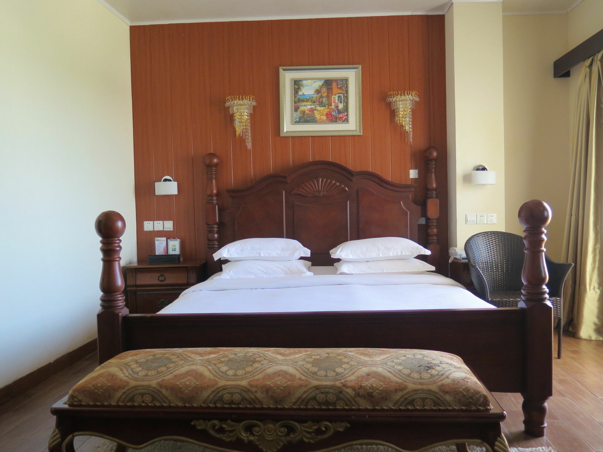 Hotel Essencia Dumaguete City Exteriör bild