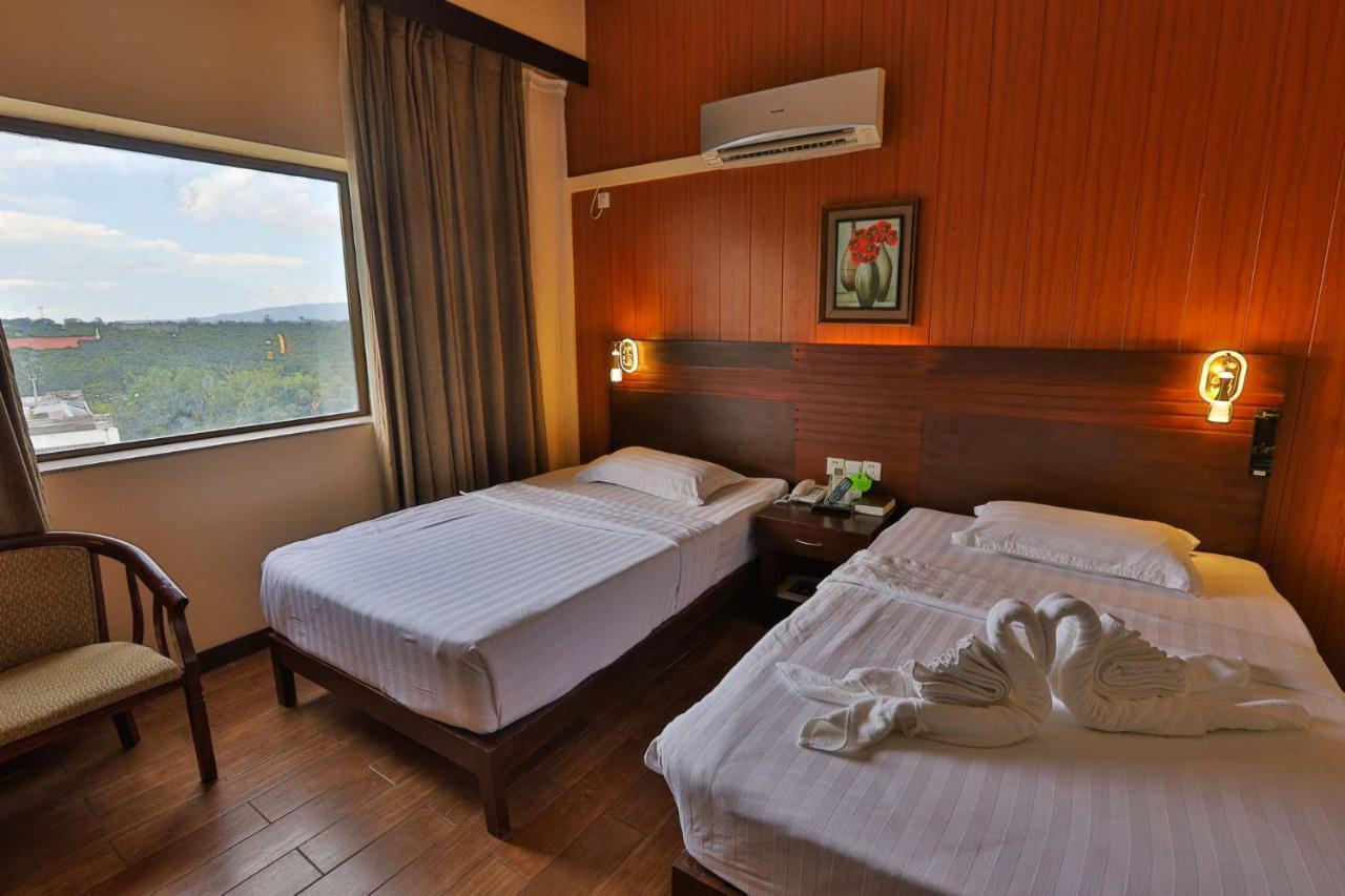 Hotel Essencia Dumaguete City Exteriör bild